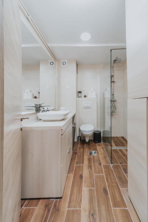 בודווה Regina Apartments מראה חיצוני תמונה