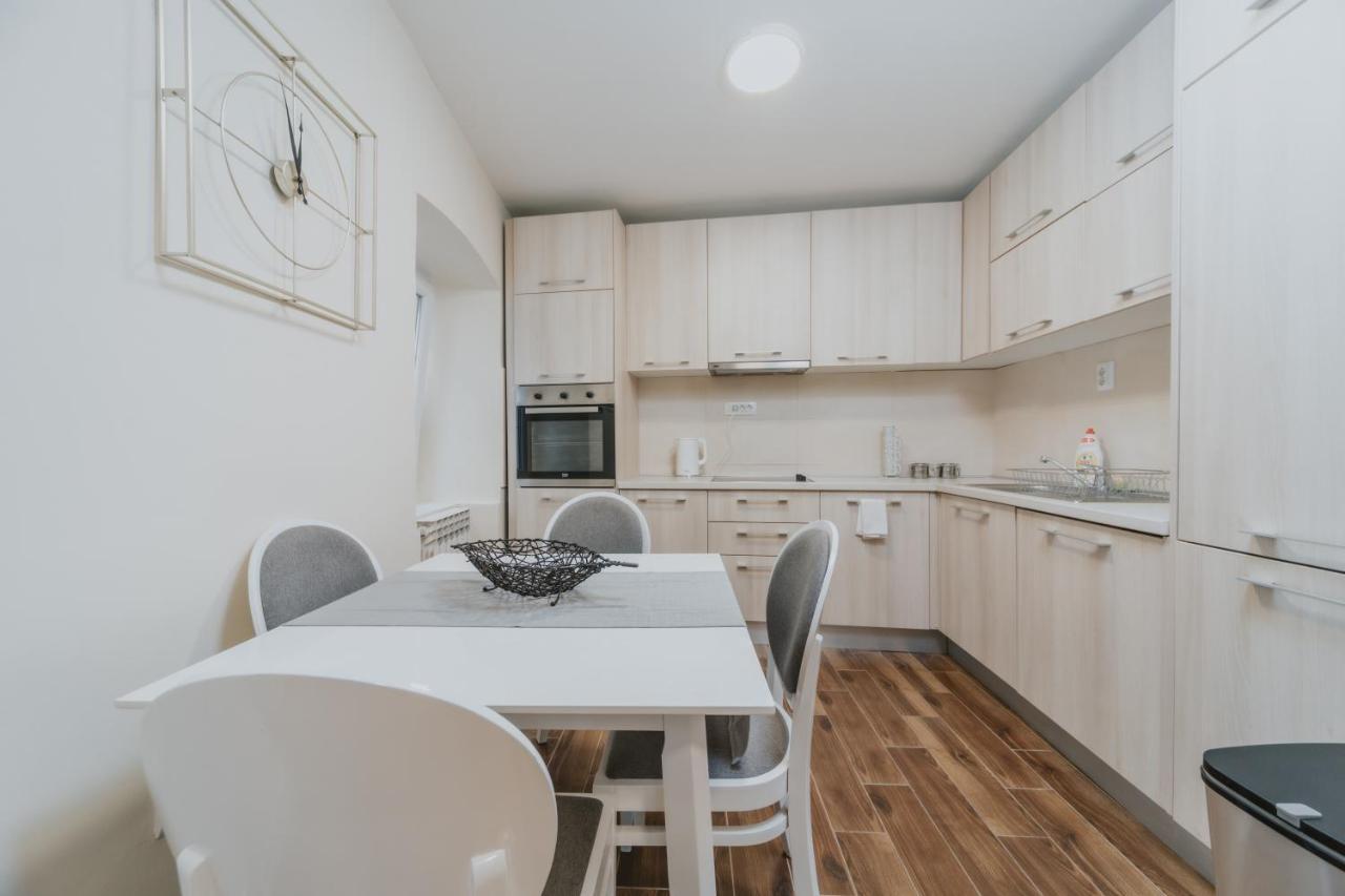 בודווה Regina Apartments מראה חיצוני תמונה